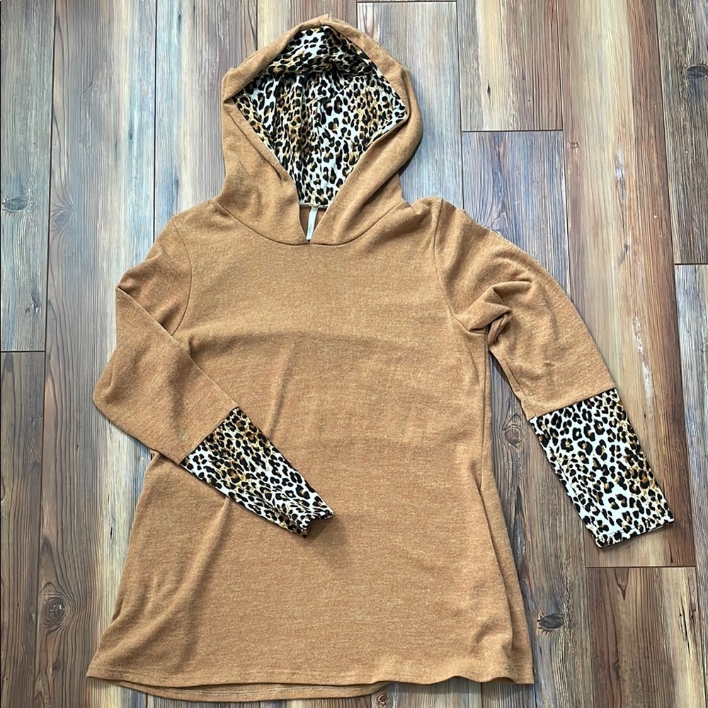 Women’s Mustard Hooded Sweater Tunic with Leopard Print Sleeves and Pockets